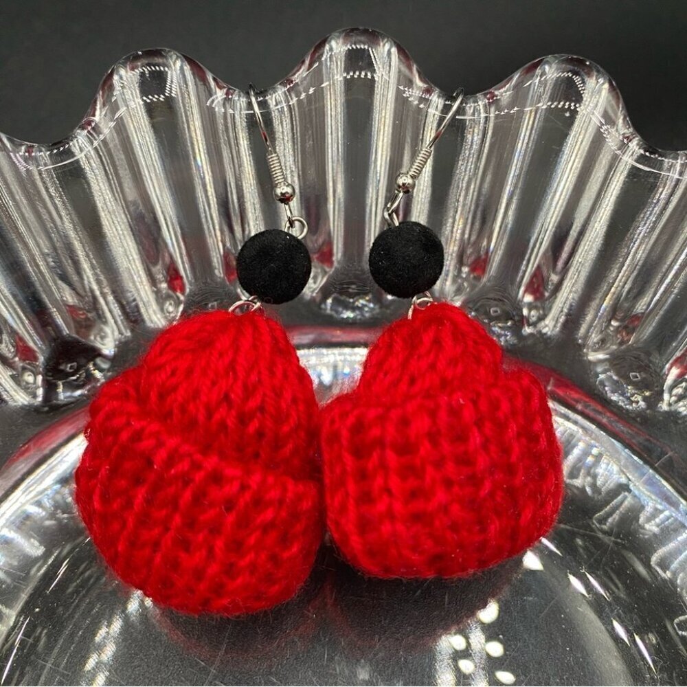Hand knit Christmas Holiday Red and Black Toque Hat Earrings